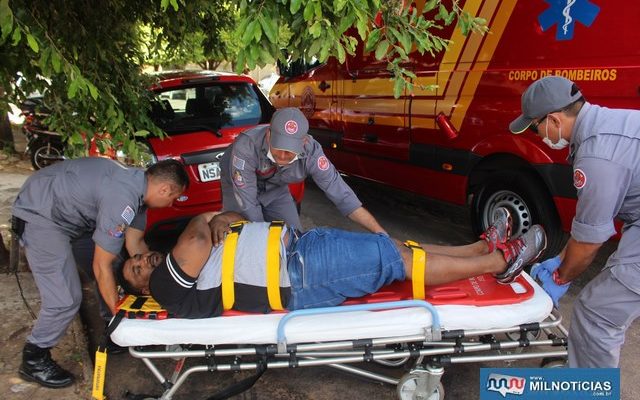 Junior caiu no asfalto, sofrendo escoriações pelo corpo e contusão na clavícula direita. Foto: MANOEL MESSIAS/MIL NOTICIAS
