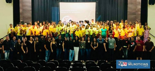 Apoio do Governo de Andradina para alunos de Violino, Viola Erudita, Violoncelo e Contrabaixo Acústico. Secom/Prefeitura