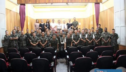 Trabalho foi feito com jovens do Tiro de Guerra. Foto: Secom/Prefeitura