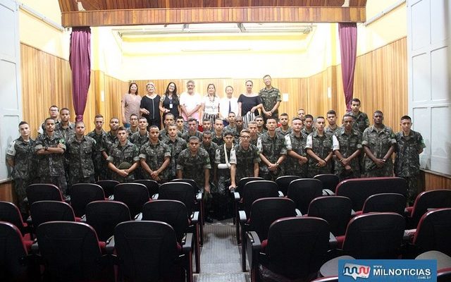 Trabalho foi feito com jovens do Tiro de Guerra. Foto: Secom/Prefeitura