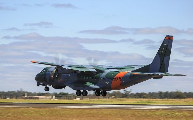 Aeronave da FAB auxilias nas buscas no Pantanal, em Mato Grosso — Foto: FAB/Divulgação.