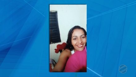 Solange Almeida, de 35 anos, está internada após ser esfaqueada no pescoço — Foto: TVCA/Reprodução.