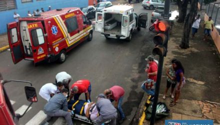 Acidente aconteceu no cruzamento da Av. Guanabara com rua Campo Grande, justamente onde existe um semáforo. Foto: MANOEL MESSIAS/Agência