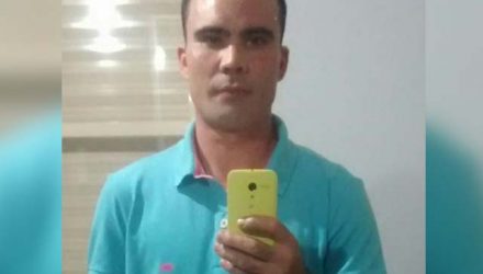 Alessandro de Oliveira Aoki, 34 anos, morreu depois de ser alvejado por 10 disparos de pistola .380. Foto: Facebook/Reprodução