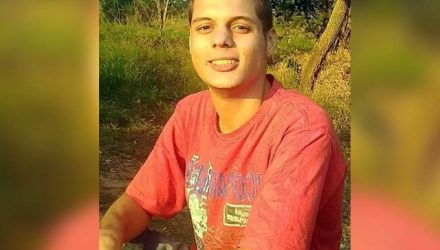 Neto Alonso, de 21 anos, era usuário de drogas e foi assassinado em acerto de contas com traficantes, segundo a Polícia Civil — Foto: Reprodução/TV TEM