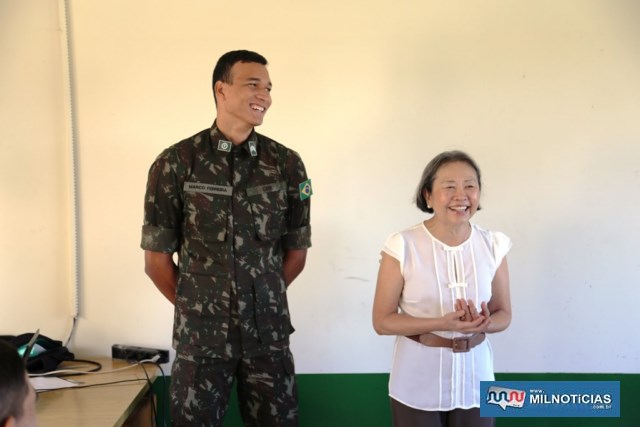 Prefeita Tamiko com Marco Antônio, um soldado atleta do Exército Brasileiro. Foto: Secom/Prefeitura