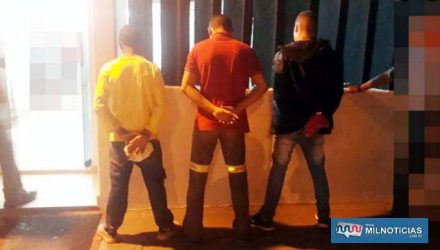 Trio foi detido pela Polícia Militar momentos antes de praticar roubo contra o posto Andradina. Foto: MANOEL MESSIAS/Agência