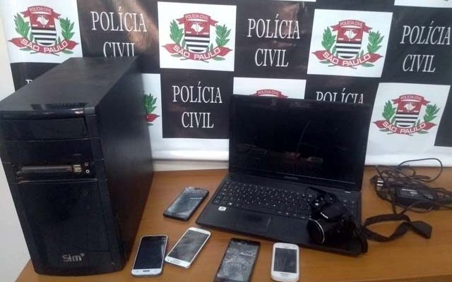 Celulares e computadores foram apreendidos pela Polícia Civil — Foto: Divulgação/Polícia Civil