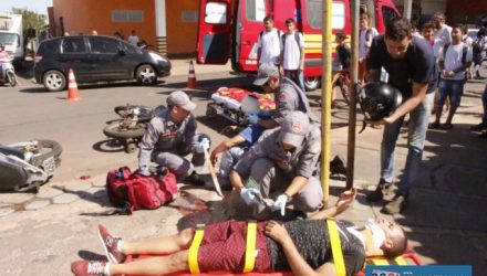 Operário do frigorífico sofreu escoriações pelo corpo e foi socorrido pelo serviço de ambulância do município. Foto: MANOEL MESSIAS/Agência