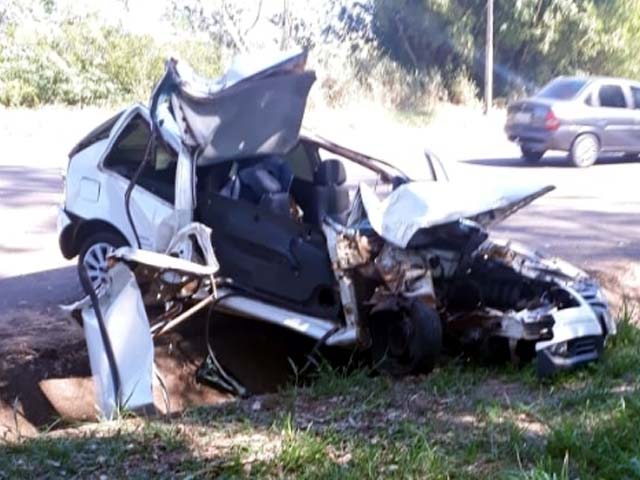 Acidente deixou uma mulher e uma criança de três anos feridas. Foto: SBT Interior