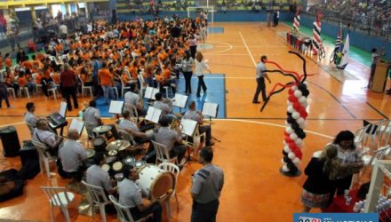 Evento contou com a presença de mais de 700 pessoas, incluindo alunos formandos, seus pais, autoridades e comunidade andradinense. Fotos: MANOEL MESSIAS/Agência