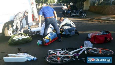 Ciclista sofreu contusão na perna direita e escoriações pelo corpo, felizmente leves, foi medicado e liberado posteriormente. FOTO: MANOEL MESSIAS/Agência