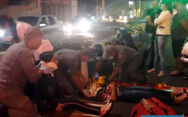 Vítimas foram socorridas pelos bombeiros até a UPA – Unidade de Pronto Atendimento, medicadas e liberadas posteriormente. Foto: MANOEL MESSIAS/Agência