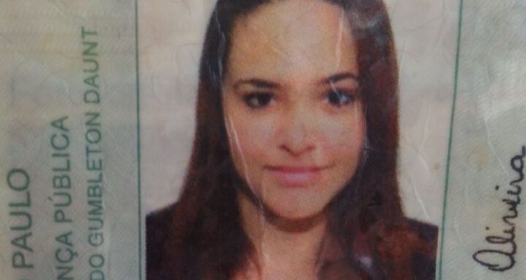 Brenda Lima de Oliveira, de 20 anos, foi morta por policial que atirou da sacada de casa em Poá — Foto: Reprodução.