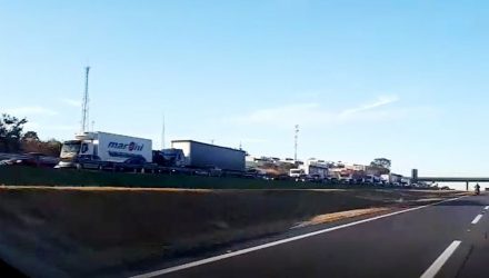 Acidente gerou congestionamento de cerca de 7 km na Rodovia dos Bandeirantes (SP-348) — Foto: Élcio Júnior.
