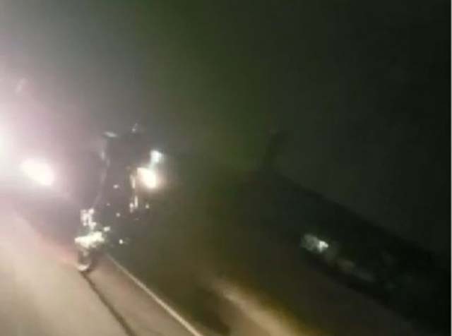 Vídeo impressionante mostra momento que motociclista é atingido — Foto: Reprodução/EPTV.
