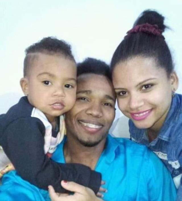 Casal e criança foram enterrados no sábado (13), em Ipiaú, na Bahia — Foto: Arquivo Pessoal.
