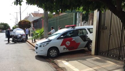 Homem que arrematou a casa em um leilão foi morto pelo antigo proprietário quando conhecia o imóvel em Bariri (SP) — Foto: Diego Santos/Bariri Rádio Clube.