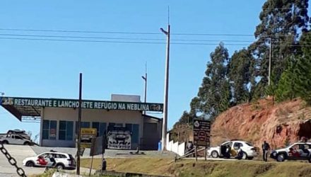 Criminosos fazem reféns em restaurante em Piedade — Foto: Arquivo Pessoal