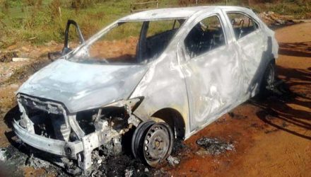 Vítima foi encontrada em estrada entre Birigui e Coroados, próximo de carro incendiado (Foto: Divulgação)