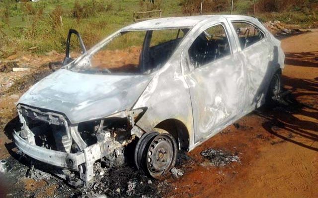 Vítima foi encontrada em estrada entre Birigui e Coroados, próximo de carro incendiado (Foto: Divulgação)