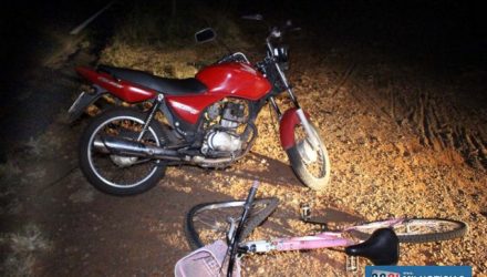 Choque aconteceu quando os dois jovens atravessavam de bicicleta a rodovia Integração. Um deles conseguiu frear a tempo. FOTO: MANOEL MESSIAS/Agência