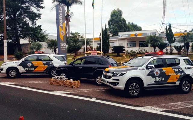 Veículo apreendido com 127 tabletes de drogas em maio deste ano pelo TOR (Foto: Arquivo)