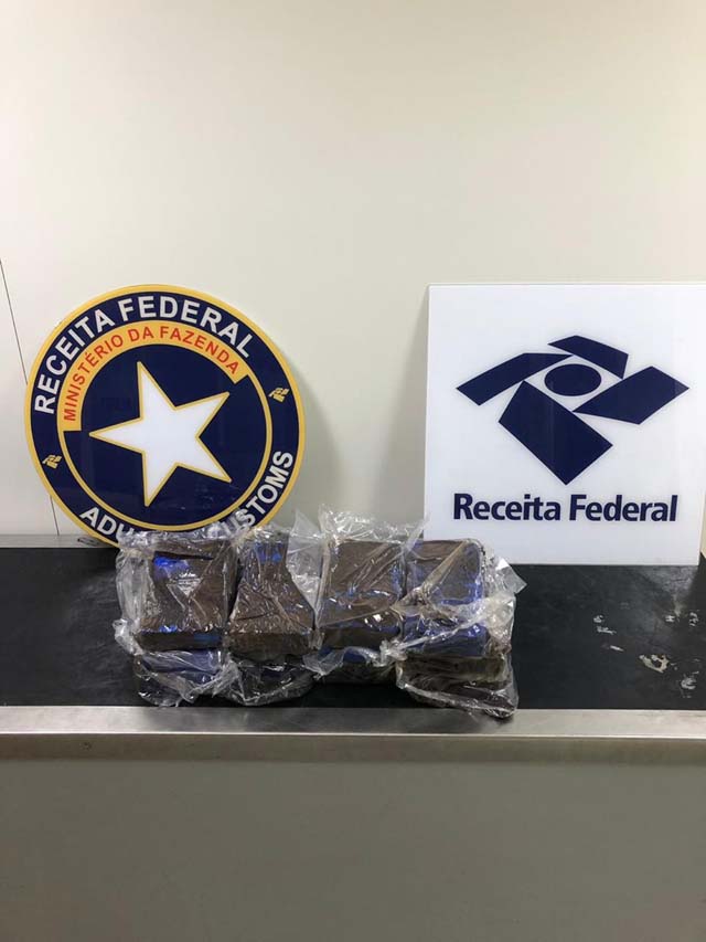 Segundo a Receita Federal, a quantidade de droga apreendida é avaliada em cerca de R$ 4,5 milhões. — Foto: Receita Federal/Divulgação.