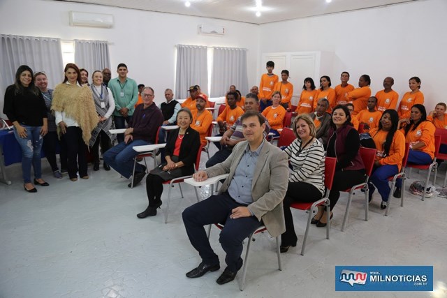 Conhecido como Frente de Trabalho, o projeto proporciona a volta ao mercado de trabalho e vem melhorando os espaços públicos para toda a população. Foto: Secom/Prefeitura