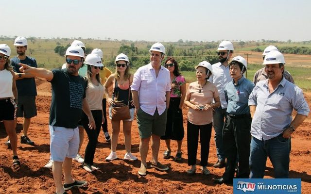 Empresário Mário Celso e equipe apresentou a prefeita Tamiko Inoue e técnicos do Governo de Andradina o andamento das obras do termas Acqualinda. Foto: Secom/Prefeitura