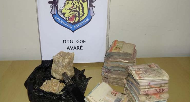Polícia apreendeu droga e dinheiro em Avaré (SP) — Foto: Polícia Civil/Divulgação.