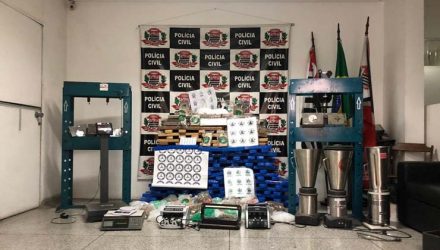 Polícia apreende cerca de meia tonelada de droga em galpão de Itapetininga — Foto: Divulgação/Policia Civil.