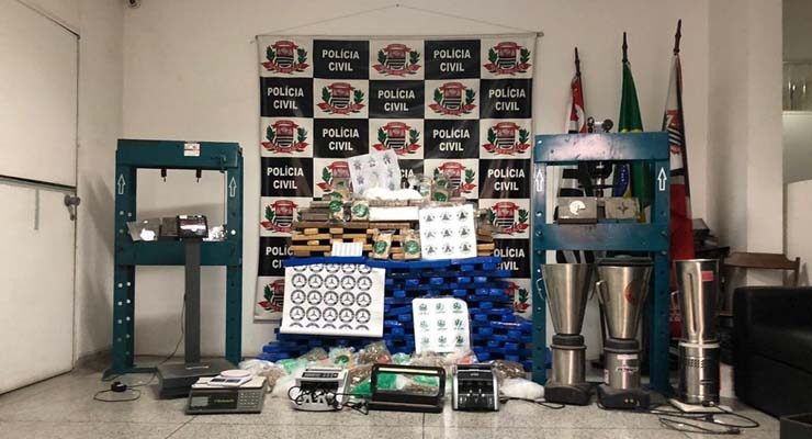 Polícia apreende cerca de meia tonelada de droga em galpão de Itapetininga — Foto: Divulgação/Policia Civil.