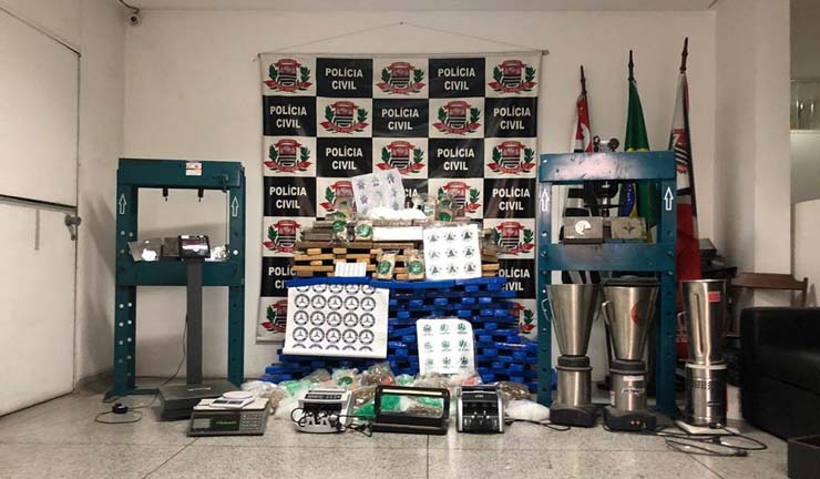 Polícia apreende cerca de meia tonelada de droga em galpão de Itapetininga — Foto: Divulgação/Policia Civil.