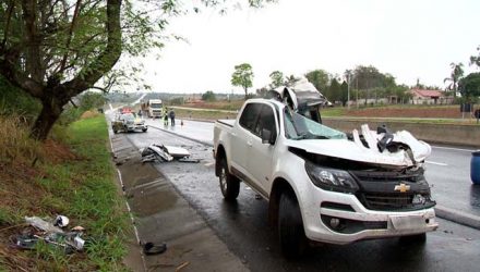 Acidente ocorreu na SP-425 em Presidente Prudente — Foto: Reprodução/TV Fronteira