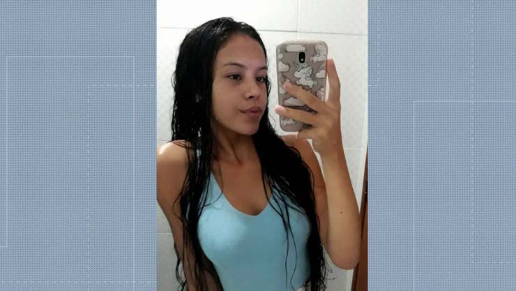 Stéfani Rocha, de 15 anos, foi morta em Duque de Caxias, na Baixada Fluminense, com a prima e a irmã — Foto: Reprodução/ TV Globo.