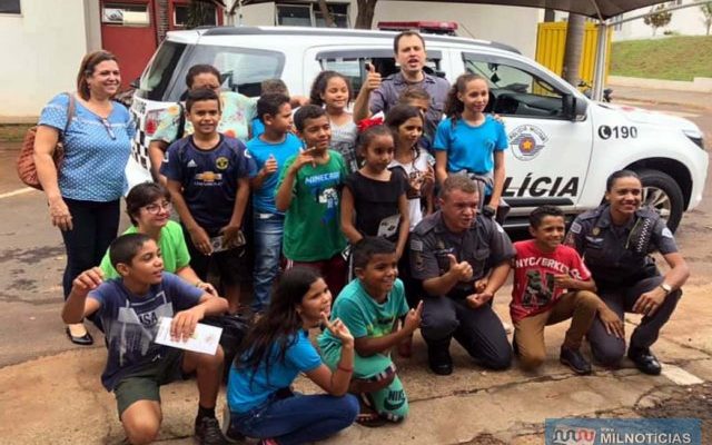 Com certeza foi um passeio que ficará marcado para sempre na mente de cada aluno. Fotos: DIVULGAÇÃO/PM