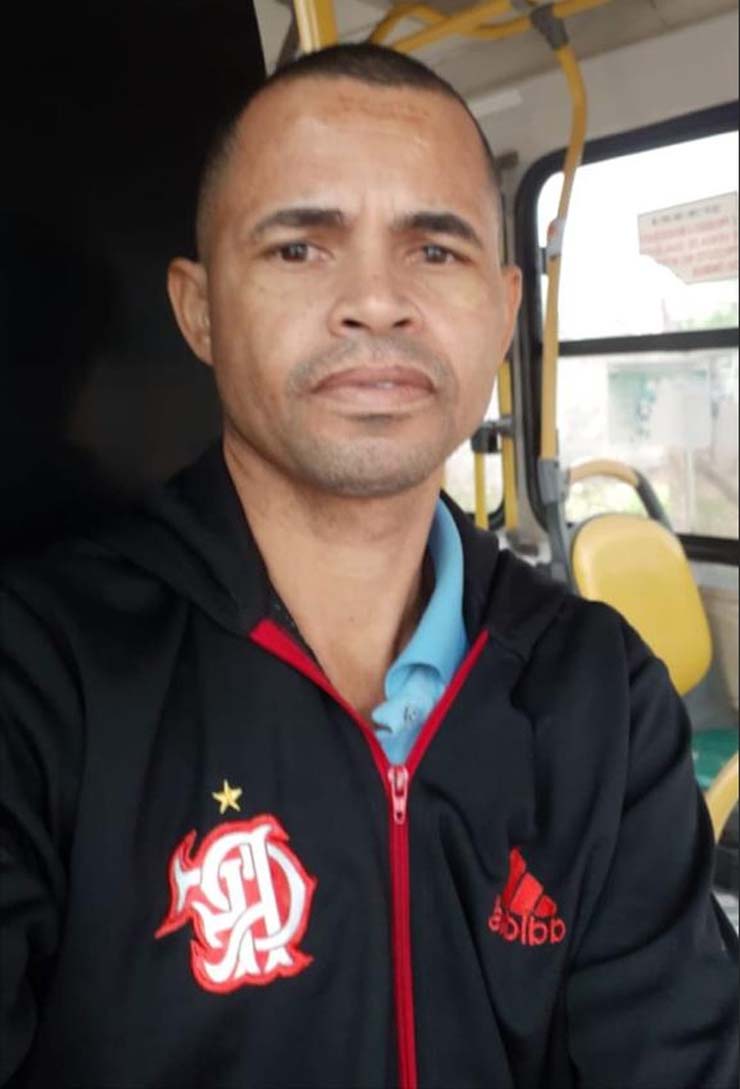 Valdecir Rosa de Farias, de 41 anos, morreu ao comemorar a vitória do Flamengo, em Cuiabá. — Foto: Arquivo Pessoal.