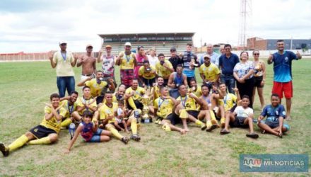 Conveniência Lopes/Auto Elétrica Flash venceu nas penalidades o time do Bate Fundo, após empate em um gol no tempo normal. Foto: Assessoria de Comunicação