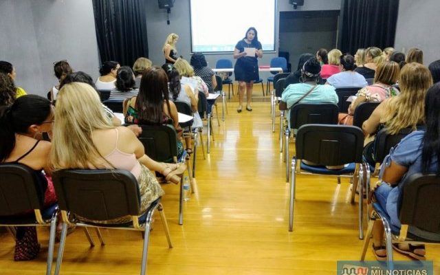 Encontro entre gestores da Educação de Andradina debateu transição da educação infantil para o fundamental. Foto: Secom/Prefeitura