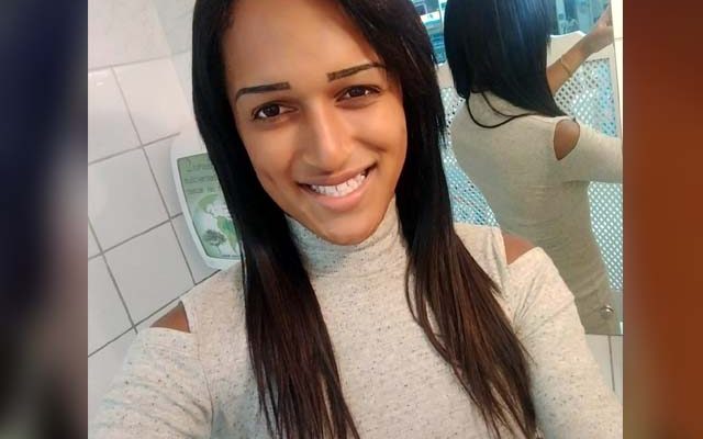 Nicolle tinha 24 anos e morreu após ficar internada dois dias no HC de Marília — Foto: Facebook/ Reprodução