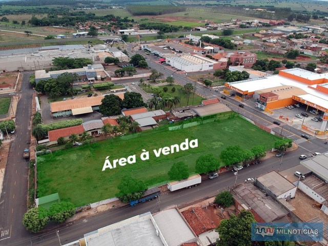 O terreno está localizado em frente à Avenida Guanabara, esquina com Aquidauana indo até a Rua Acácio e Silva. Foto: Secom/Prefeitura