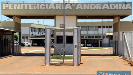 Mulher foi flagrada na entrada da penitenciária de Andradina com entorpecente em sua cavidade vaginal. Foto: MANOEL MESSIAS/Agência.