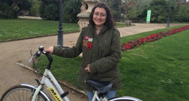 Estela está desaparecida desde 28 de janeiro, quando embarcou para Madrid, na Espanha — Foto: Arquivo pessoal.