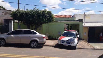 Casa onde homem foi morto, em Campinas — Foto: Luciano Claudino/Códido19.