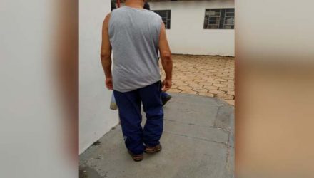 Operário de um frigorífico na Irlanda foi preso depois de se envolver em acidente e, embriagado, desacatou PMs e uma mulher proprietária do outro veículo envolvido. Foto: MANOEL MESSIAS/Agência