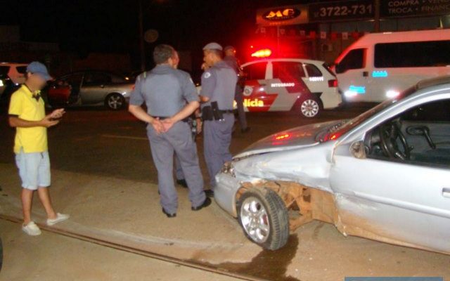 Garçom (esq.), dirigia sob influencia de bebida alcoólica no dia do acidente e agora foi condenado a seis meses de prisão em regime semiaberto. Foto: MANOEL MESSIAS/Mil Noticias