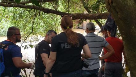 Exames serão feitos para a identificar corpo encontrado em rio de Bocaina — Foto: Polícia Civil/Divulgação.