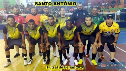 Santo Antônio (amarelo e preto), jogou com objetividade e conseguiu importantíssima vitória rumo à semifinal do Futsal de Férias 2020. Fotos: MANOEL MESSIAS/Mil Noticias