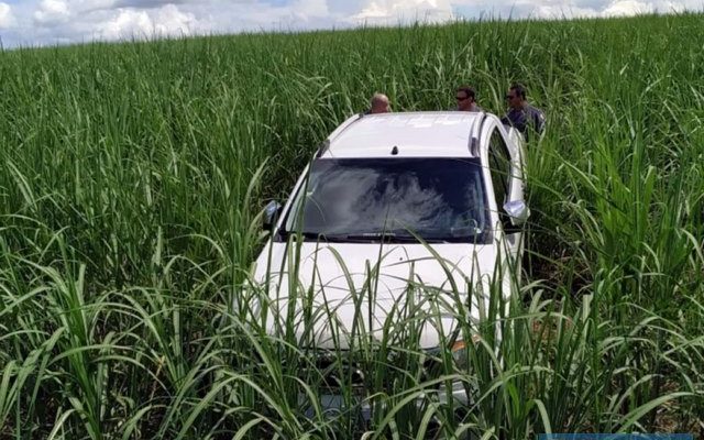 Veículo Ford Ranger foi levado por bandidos em tentativa de latrocínio na cidade de Guzolândia. Foto: DIVULGAÇÃO/PM